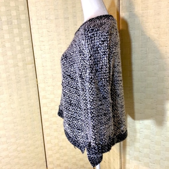 H&M Black & White Pullover Sweater Size MEDIUM - 3/4 Sleeves & Hi Low He… - Picture 5 of 11